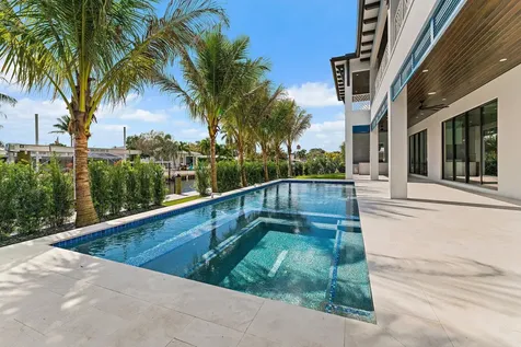 24 Leeward Circle Tequesta FL 33469