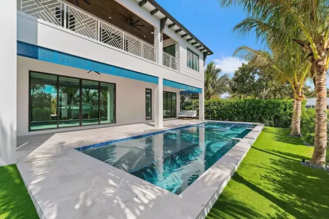 24 Leeward Circle Tequesta FL 33469
