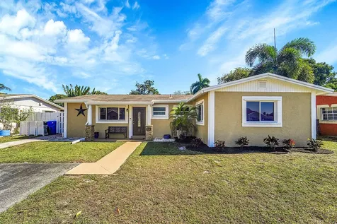 514 Sw 73rd Avenue North Lauderdale FL 33068
