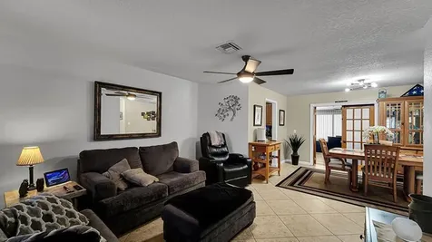 514 Sw 73rd Avenue North Lauderdale FL 33068