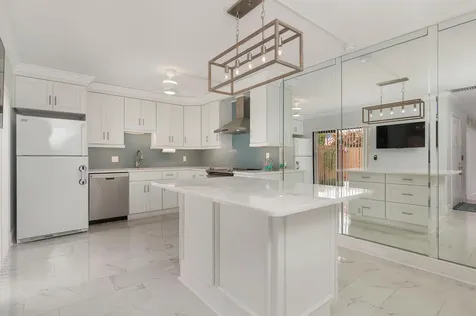 3900 County Line Road Tequesta FL 33469