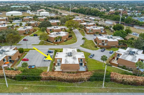 3900 County Line Road Tequesta FL 33469