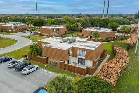 3900 County Line Road Tequesta FL 33469