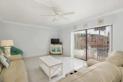 3900 County Line Road Tequesta FL 33469