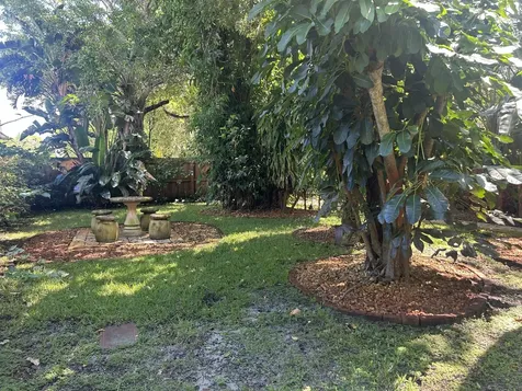 431 S M Street Lake Worth Beach FL 33460