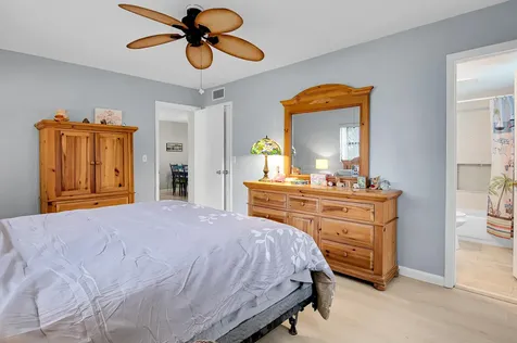 31 Abbey Lane Delray Beach FL 33446