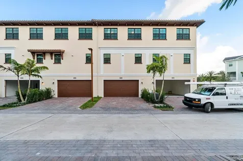 5320 Sagan Lane Palm Beach Gardens FL 33418