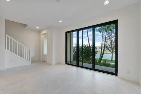 5320 Sagan Lane Palm Beach Gardens FL 33418