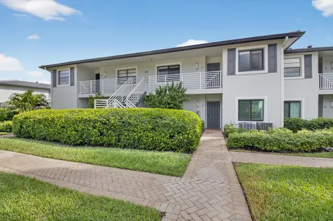 23 Southport Lane, Unit D Boynton Beach FL 33436