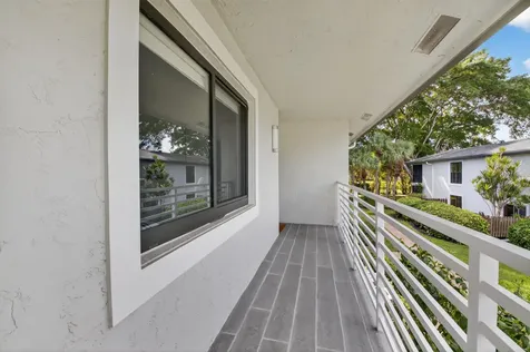 23 Southport Lane, Unit D Boynton Beach FL 33436