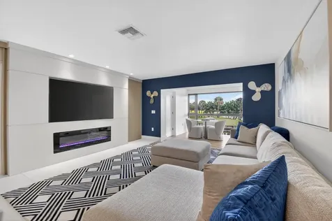 23 Southport Lane, Unit D Boynton Beach FL 33436