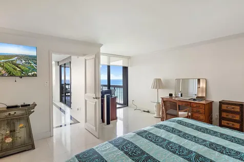 5380 N Ocean Drive Singer Island FL 33404