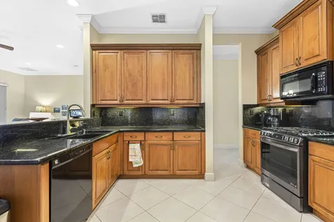 148 Nw Swann Mill Circle Port Saint Lucie FL 34986