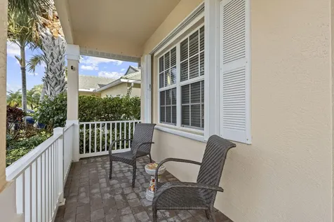 148 Nw Swann Mill Circle Port Saint Lucie FL 34986