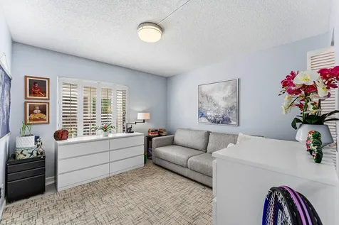 10155 Mangrove Drive Boynton Beach FL 33437