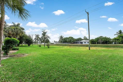 10155 Mangrove Drive Boynton Beach FL 33437
