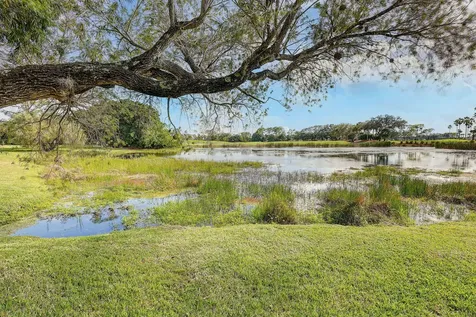 334 Brackenwood Circle Palm Beach Gardens FL 33418