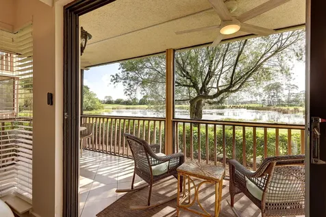 334 Brackenwood Circle Palm Beach Gardens FL 33418