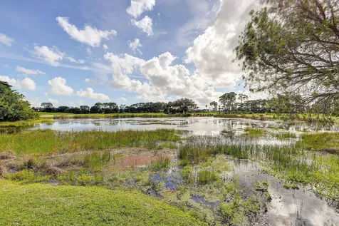 334 Brackenwood Circle Palm Beach Gardens FL 33418