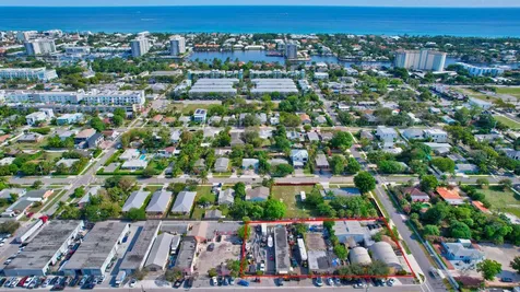 369 SE 2nd Avenue Delray Beach FL 33483