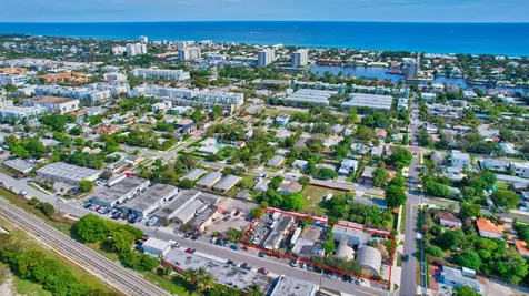 369 SE 2nd Avenue Delray Beach FL 33483