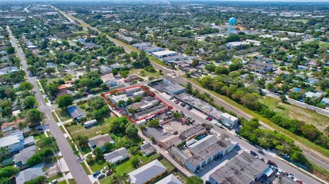 369 SE 2nd Avenue Delray Beach FL 33483