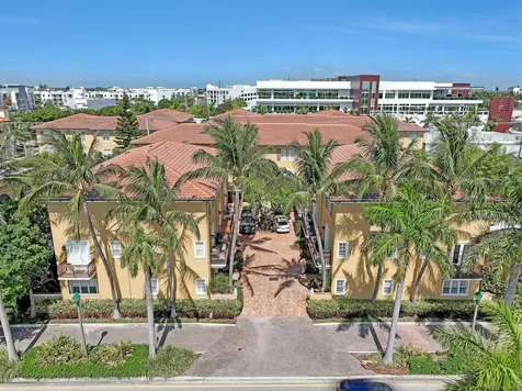 72 SE 6th Avenue Delray Beach FL 33483