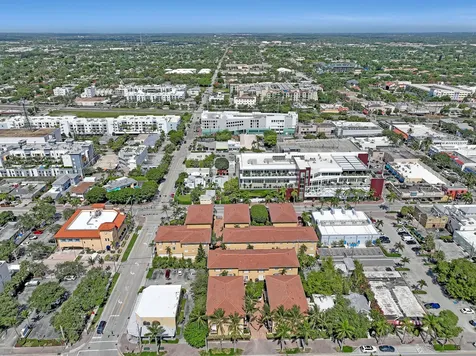 72 SE 6th Avenue Delray Beach FL 33483