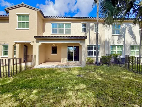 4630 Mediterranean Circle Palm Beach Gardens FL 33418