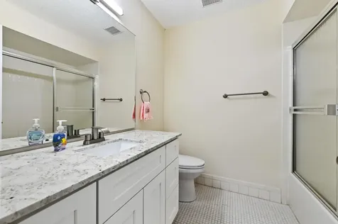 8515 Lake Point Court Lake Worth FL 33467