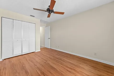 8515 Lake Point Court Lake Worth FL 33467