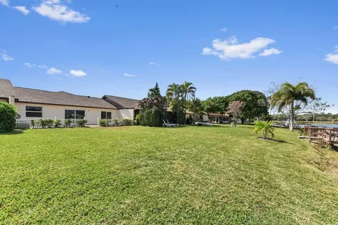 8515 Lake Point Court Lake Worth FL 33467