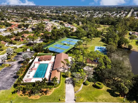 8515 Lake Point Court Lake Worth FL 33467