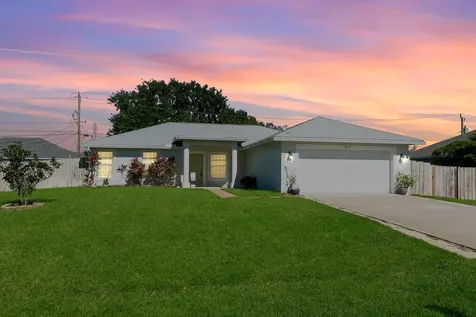 413 Sw Mccomb Avenue Port Saint Lucie FL 34953