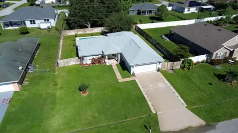 413 Sw Mccomb Avenue Port Saint Lucie FL 34953