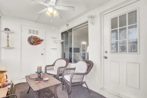 309 Knotty Pine Circle Greenacres FL 33463