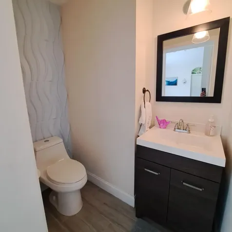 7021 Galleon Cove Riviera Beach FL 33418