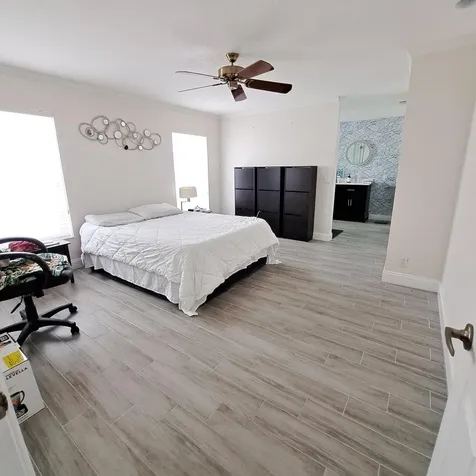 7021 Galleon Cove Riviera Beach FL 33418