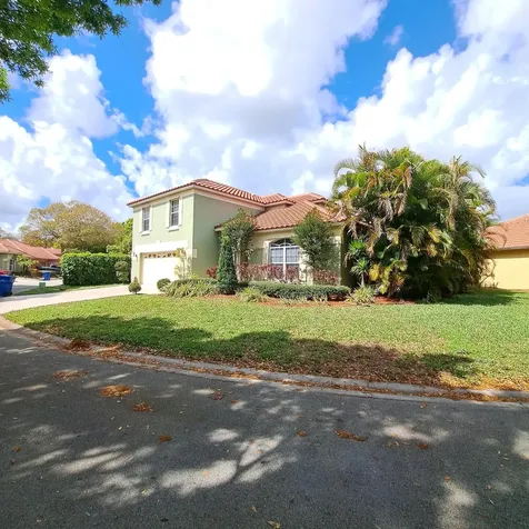 7021 Galleon Cove Riviera Beach FL 33418