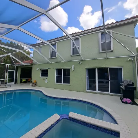 7021 Galleon Cove Riviera Beach FL 33418