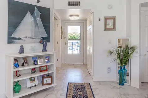 3951 Via Poinciana Lake Worth FL 33467