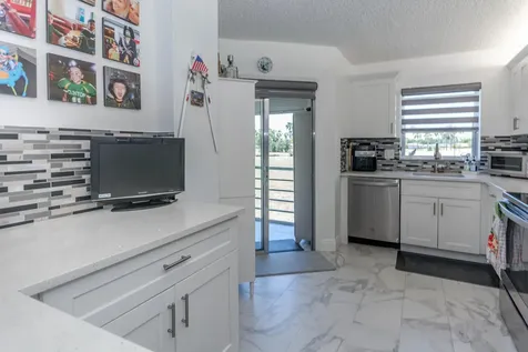 3951 Via Poinciana Lake Worth FL 33467