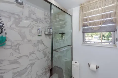 3951 Via Poinciana Lake Worth FL 33467