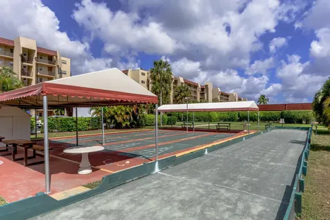 3951 Via Poinciana Lake Worth FL 33467