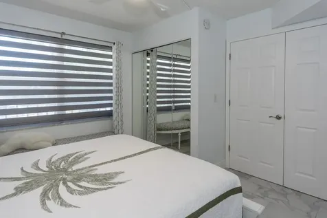 3951 Via Poinciana Lake Worth FL 33467