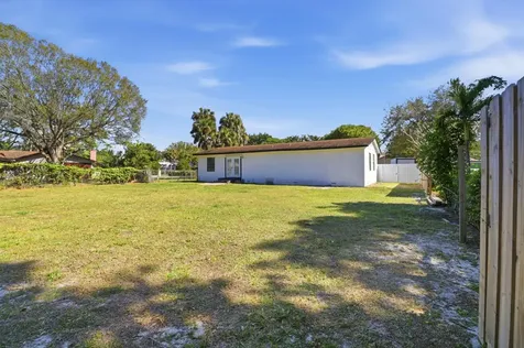 695 Dixie Lane West Palm Beach FL 33415