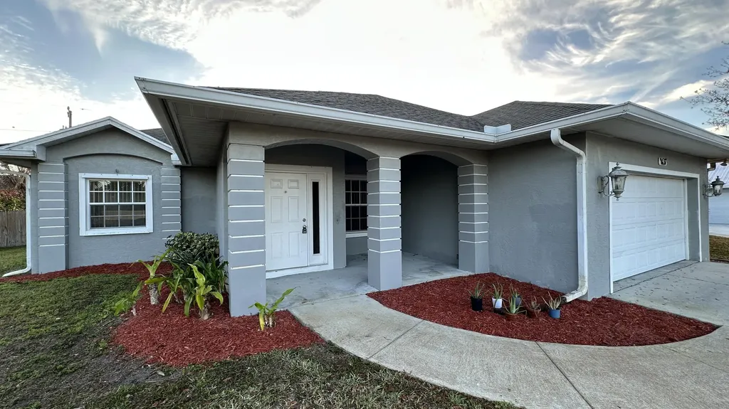 4637 Sw Joffre Street Port Saint Lucie FL 34953