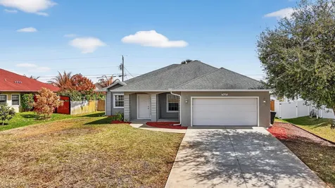 4637 Sw Joffre Street Port Saint Lucie FL 34953