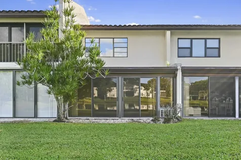 21863 Arriba Real Boca Raton FL 33433