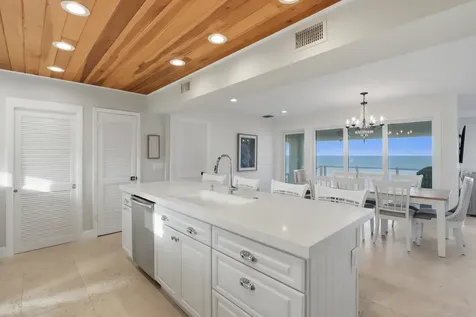 1031 Se Macarthur Boulevard Stuart FL 34996